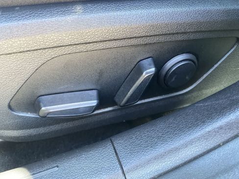Used 2025 Hyundai Sonata SEL FWD image 12