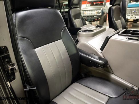Used 2001 HUMMER H1 4-Door Wagon image 21