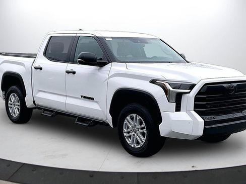 Used 2024 Toyota Tundra SR5 w/ SR5 Convenience Package image 2