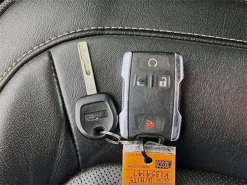 Used 2019 GMC Canyon Denali image 29