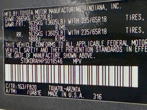 Certified 2023 Toyota Highlander FWD image 32