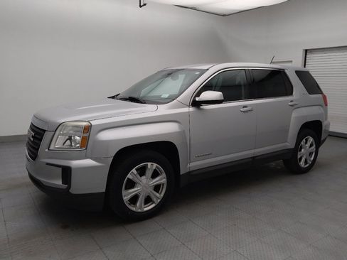 Used 2017 GMC Terrain SLE image 2
