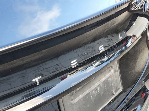 Used 2025 Tesla Model 3 image 6