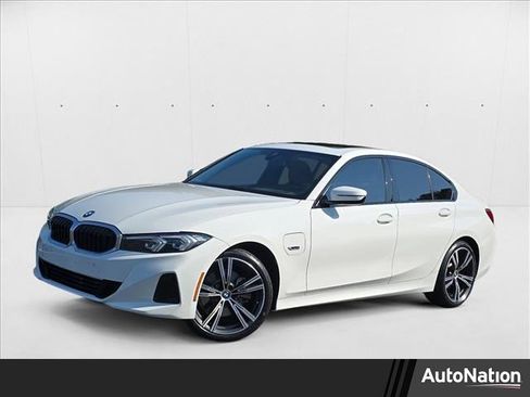 Used 2023 BMW 330e w/ Premium Package image 1