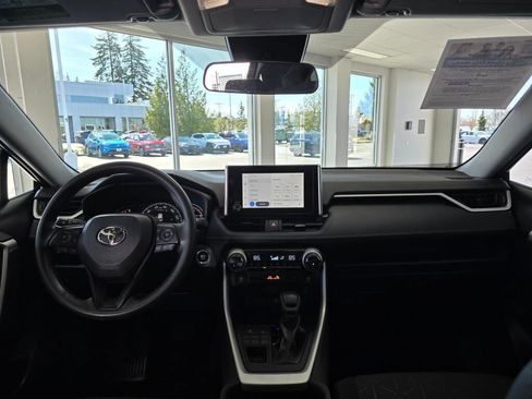 Used 2024 Toyota RAV4 XLE image 34