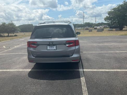 Used 2021 Honda Odyssey Elite image 7
