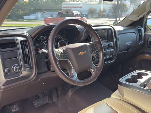 Used 2015 Chevrolet Silverado 1500 LTZ RWD image 11