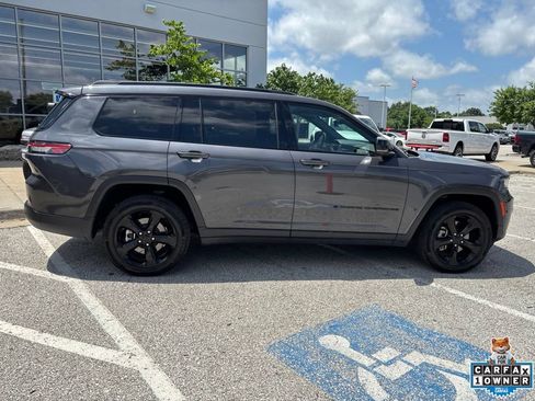 Used 2021 Jeep Grand Cherokee L Laredo AWD/4WD image 28