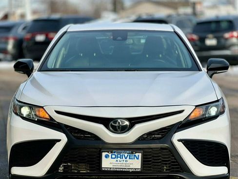 Used 2021 Toyota Camry SE image 32