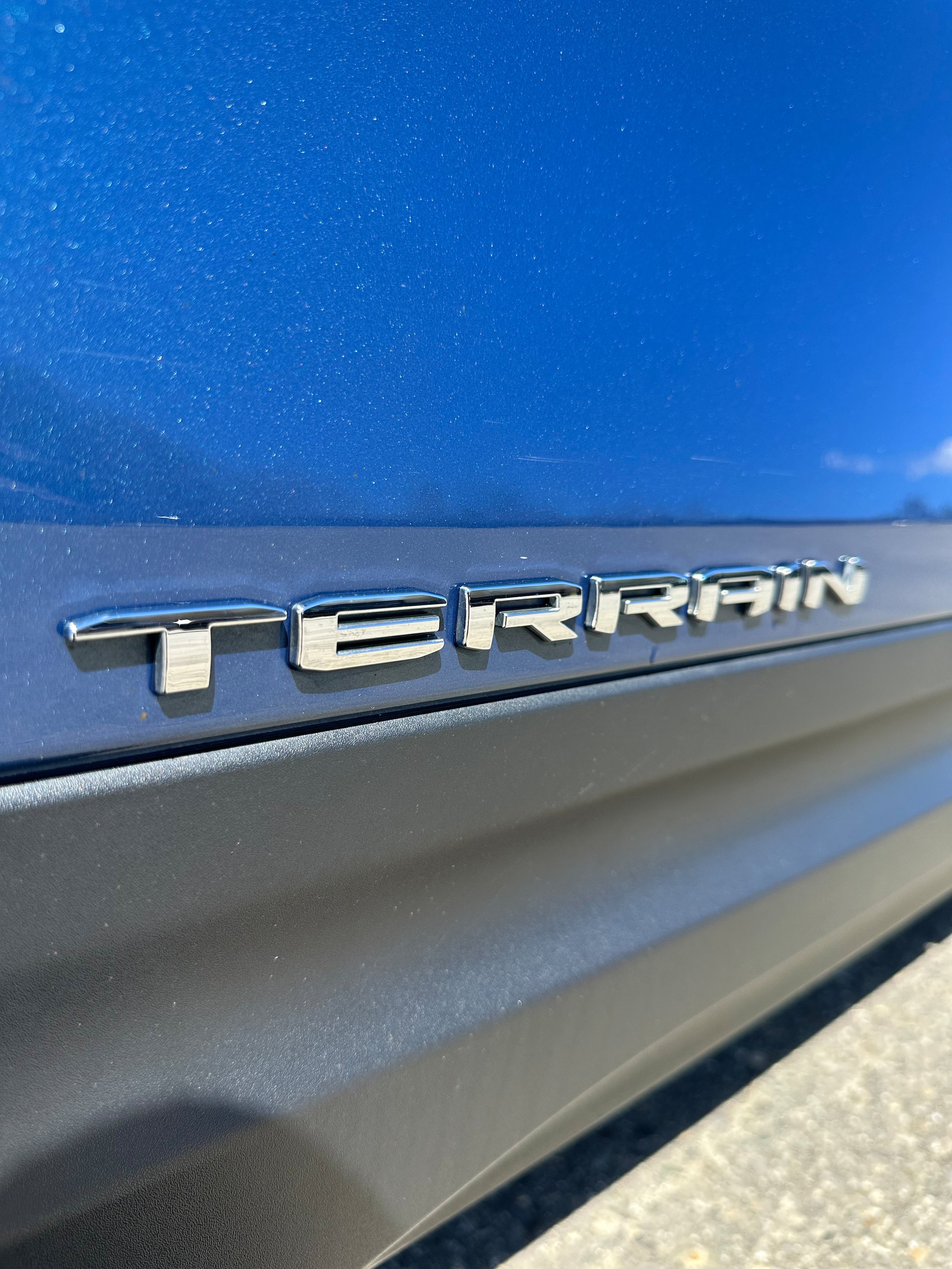 Used 2024 GMC Terrain SLT AWD/4WD image 28