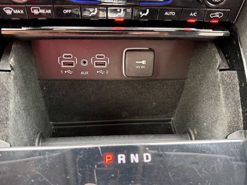 Used 2022 Jeep Grand Cherokee L Limited RWD image 23