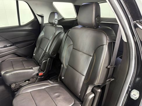 Used 2018 Chevrolet Traverse LT FWD image 21