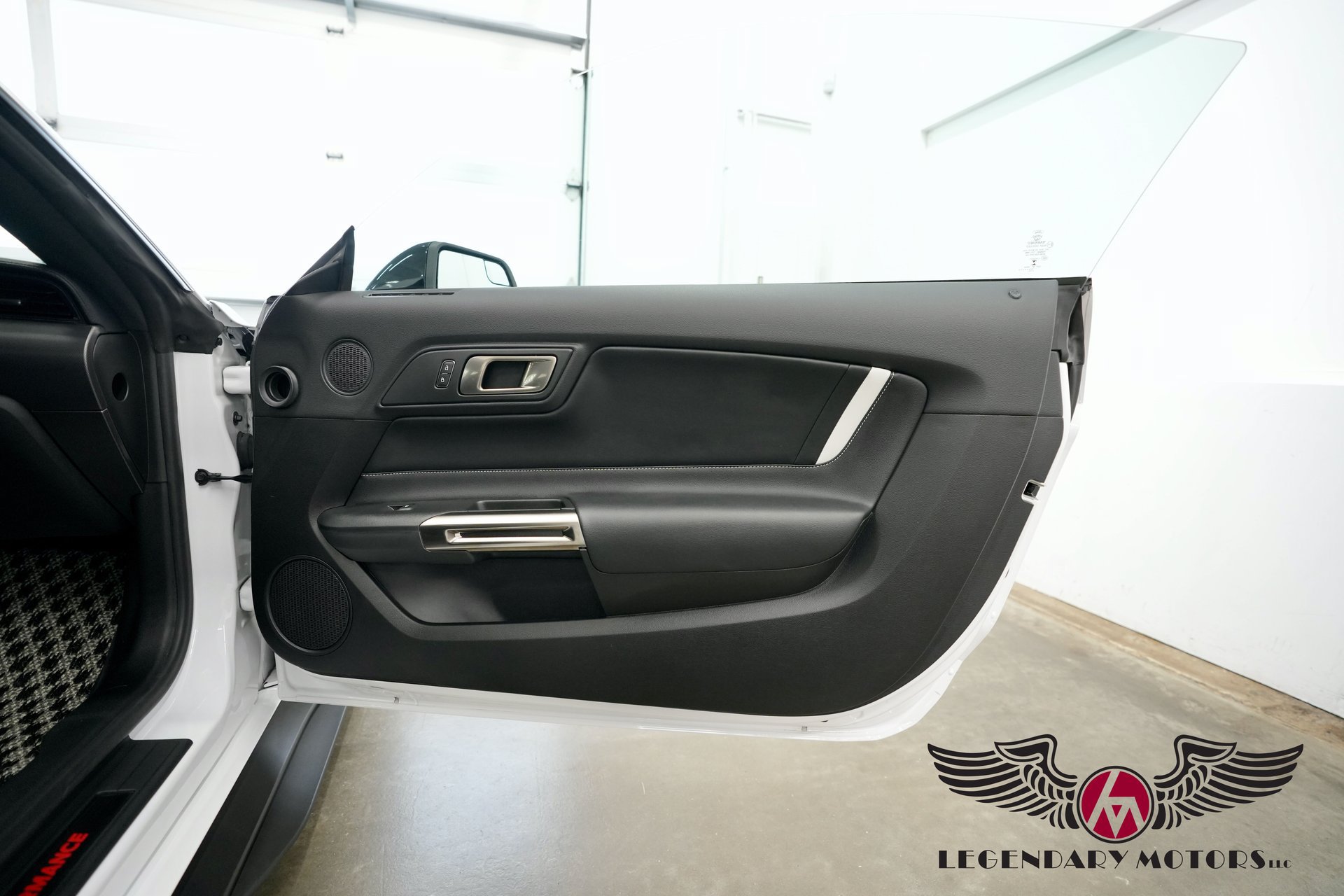 Used 2022 Ford Mustang Shelby GT500 RWD image 60