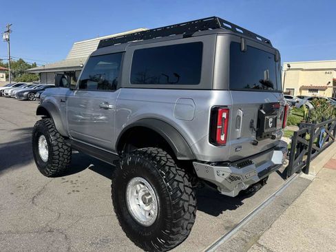 Used 2021 Ford Bronco Wildtrak image 3