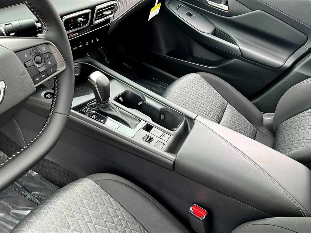 New 2026 Nissan Sentra SV w/ SV Convenience Package FWD image 24