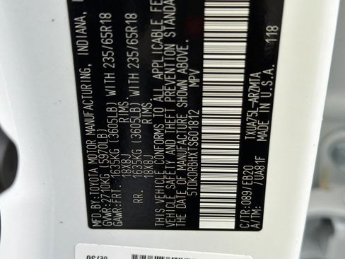 New 2026 Toyota Highlander XLE image 22