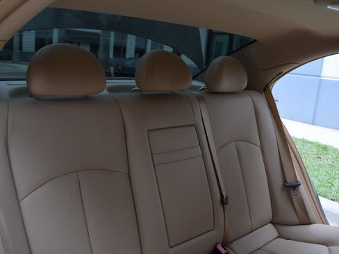 Used 2008 Mercedes-Benz E 350 4MATIC Sedan image 47