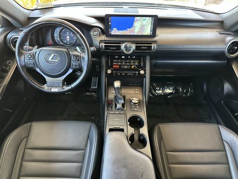 Used 2022 Lexus IS 350 F Sport w/ Navigation Package RWD image 15