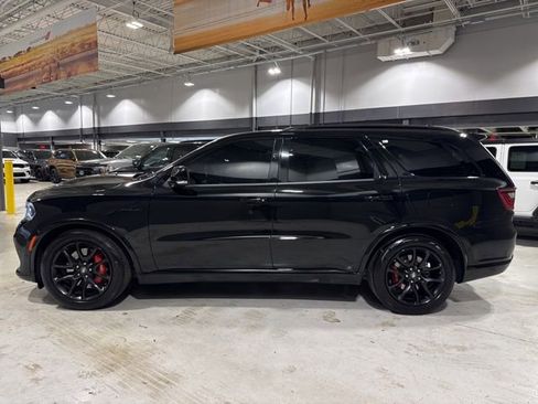 Used 2023 Dodge Durango R/T w/ Tow 'N Go Package AWD/4WD image 18