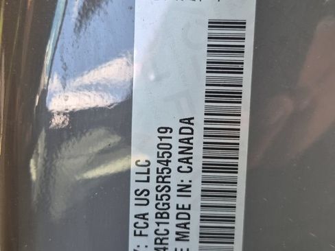 Used 2025 Chrysler Pacifica Select FWD image 8