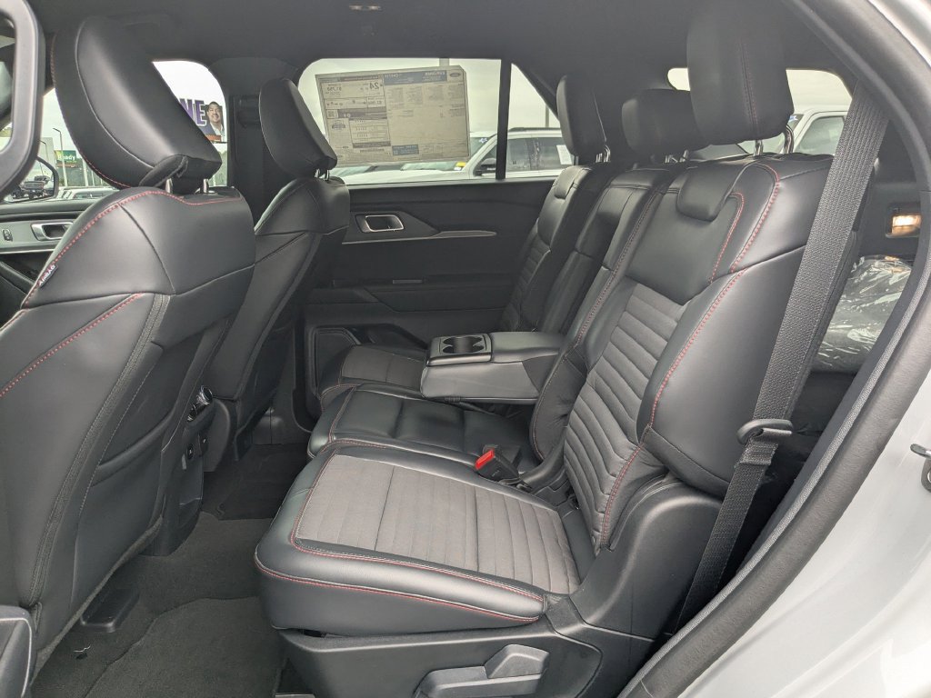 New 2026 Ford Explorer ST-Line RWD image 13