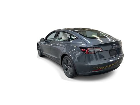 Certified 2023 Tesla Model 3 Standard Range RWD image 4