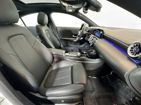 Used 2025 Mercedes-Benz CLA 250 image 27