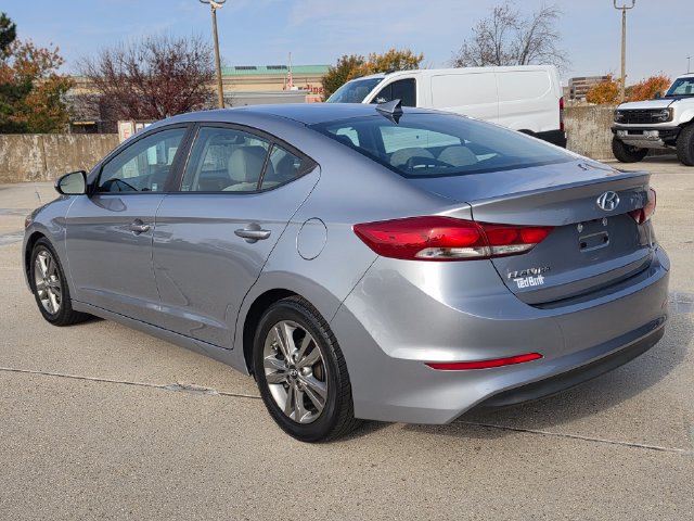 Used 2017 Hyundai Elantra SE FWD image 7