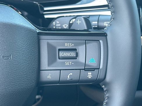 New 2026 Nissan Pathfinder SL image 26