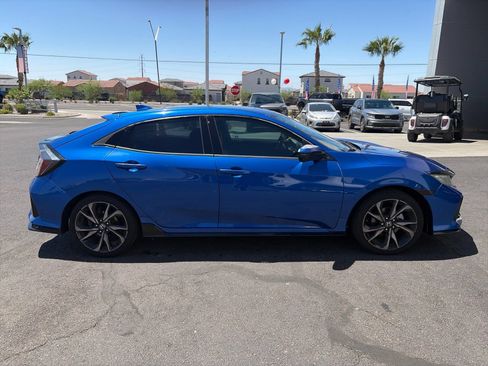 Used 2018 Honda Civic Sport Touring image 8