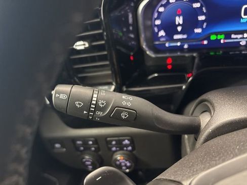 Used 2024 Chevrolet Silverado 1500 High Country w/ High Country Premium Package image 38