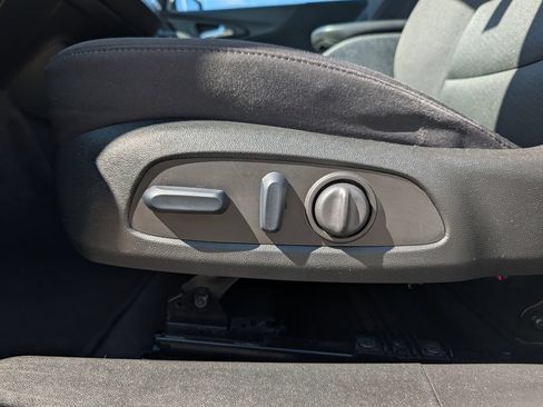 Used 2024 Chevrolet Malibu LT FWD image 20