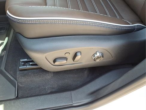 New 2026 GMC Acadia Denali Ultimate w/ LPO, Floor Liner Package FWD image 19