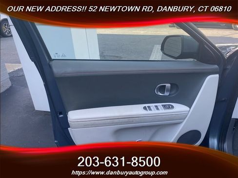 Used 2024 Hyundai Ioniq 5 SE AWD/4WD image 10
