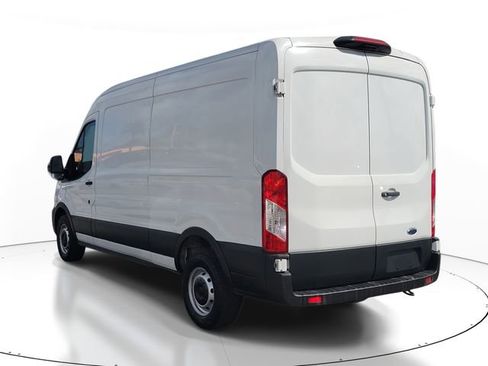 Used 2023 Ford Transit 250 Medium Roof image 3