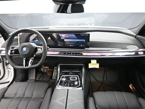 New 2026 BMW i7 eDrive50 w/ M Sport Package image 27