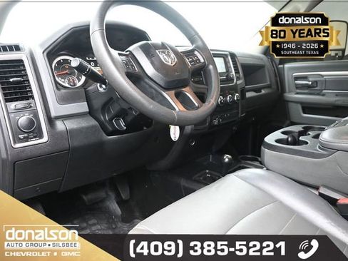 Used 2018 RAM 3500 Tradesman w/ Chrome Appearance Group AWD/4WD image 8