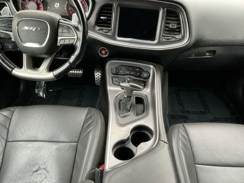 Used 2018 Dodge Challenger SRT Hellcat image 11