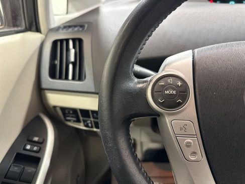 Used 2010 Toyota Prius Five image 29