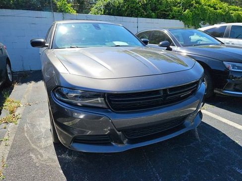 Used 2023 Dodge Charger SXT RWD image 4
