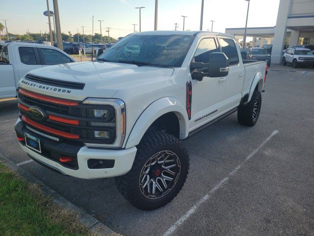 Used 2024 Ford F250 Lariat w/ Lariat Ultimate Package AWD/4WD image 3