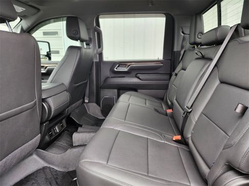 Used 2025 Chevrolet Silverado 2500 LT w/ All Star Edition image 14