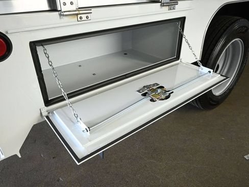 New 2026 Ford F600 2WD Regular Cab Super Duty w/ XL Chrome Package image 33