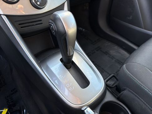 Used 2015 Chevrolet Trax LT image 26
