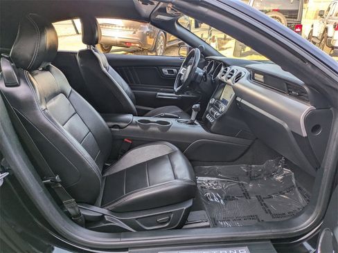 Used 2023 Ford Mustang Premium image 28