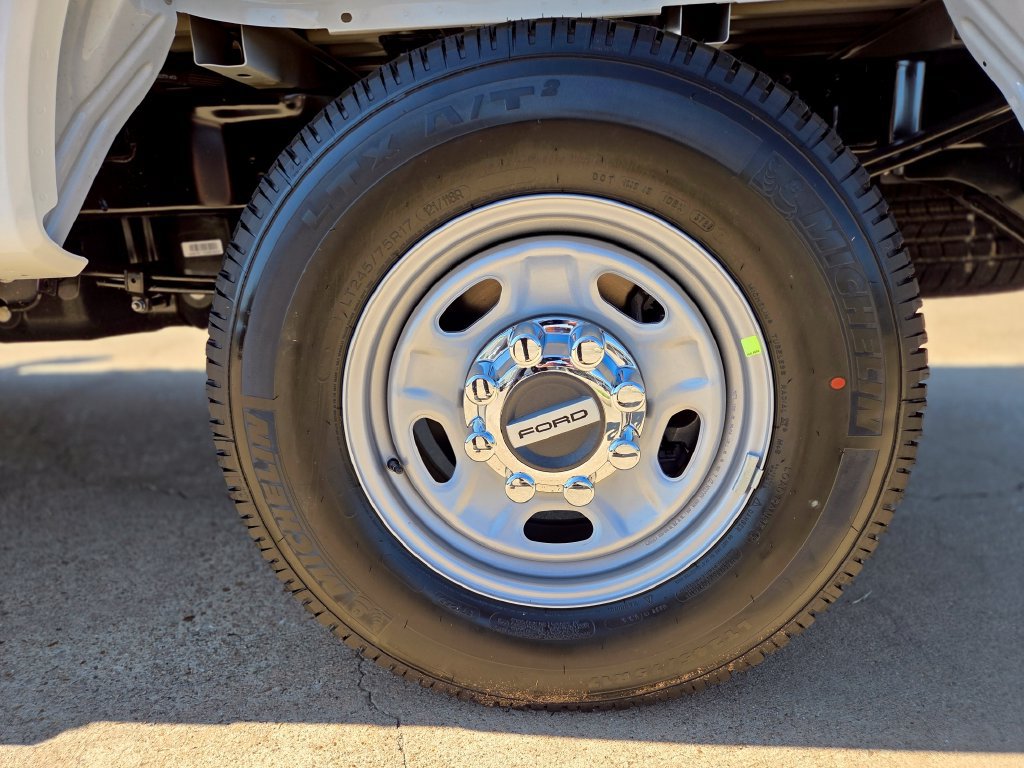 New 2027 Ford F250 XL AWD/4WD image 31