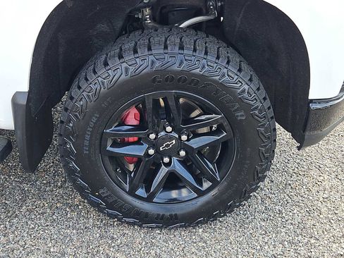Used 2021 Chevrolet Silverado 1500 LT Trail Boss w/ Convenience Package II AWD/4WD image 10