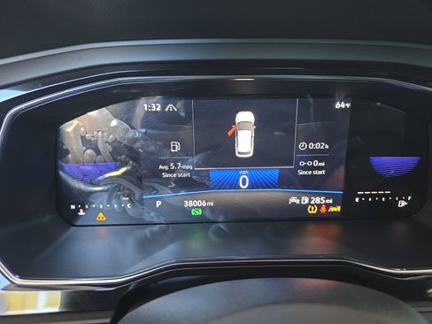 Certified 2023 Volkswagen Jetta SE image 10