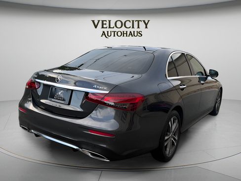 Used 2021 Mercedes-Benz E 350 4MATIC Sedan image 7