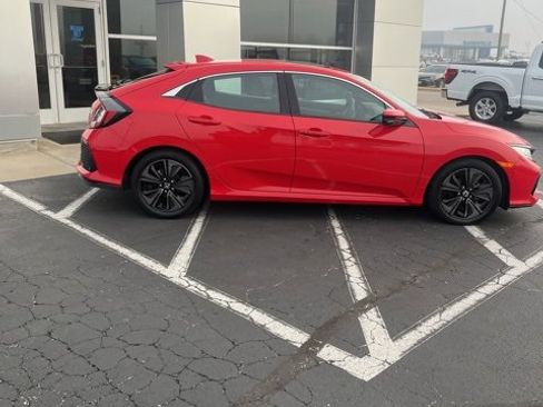 Used 2019 Honda Civic EX image 7